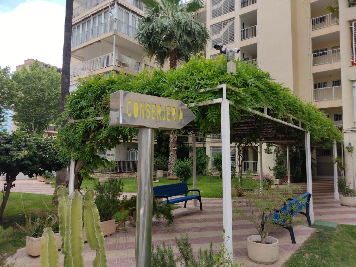 Living Benidorm. Playa Levante Luaran gambar