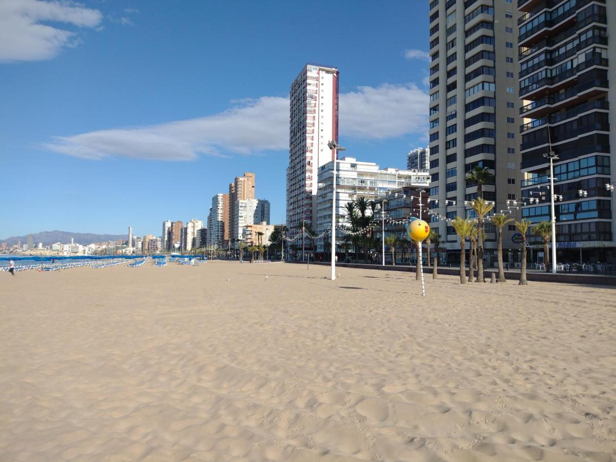 Living Benidorm. Playa Levante Luaran gambar