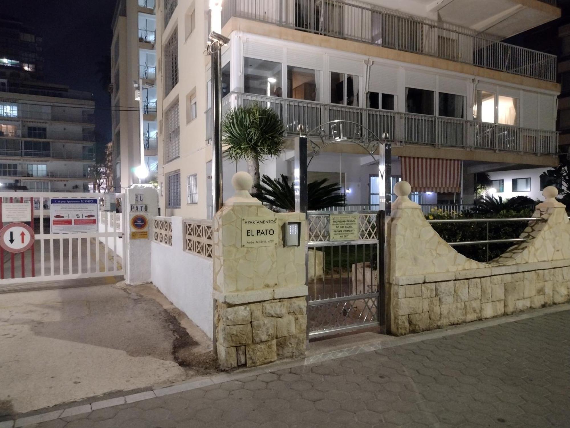 Living Benidorm. Playa Levante Luaran gambar